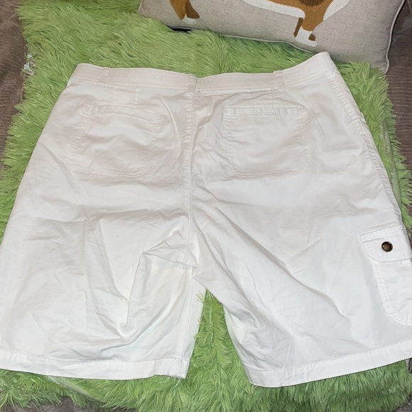 Croft & Barrow Shorts - Picture 5 of 5